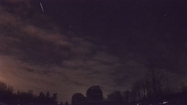 AMS52 meteor