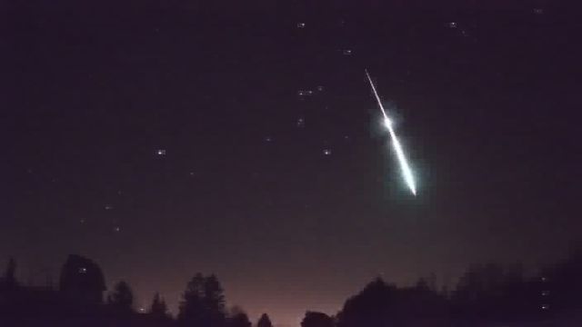 AMS52 meteor