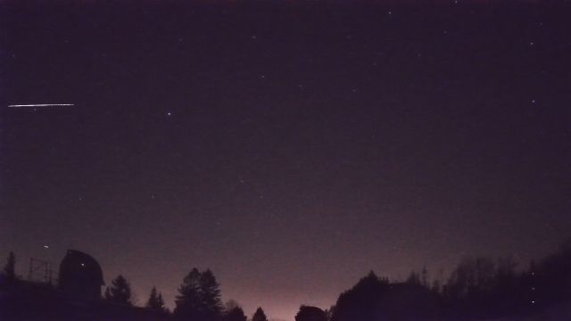 AMS52 meteor