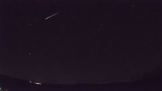 AMS52 meteor