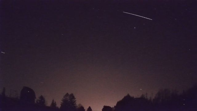 AMS52 meteor