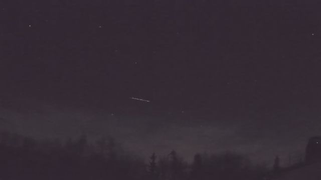 AMS52 meteor