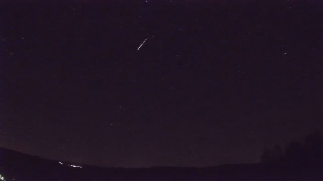 AMS52 meteor