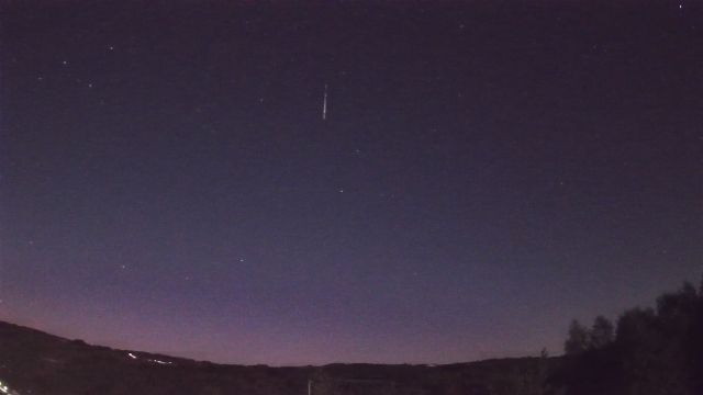 AMS52 meteor