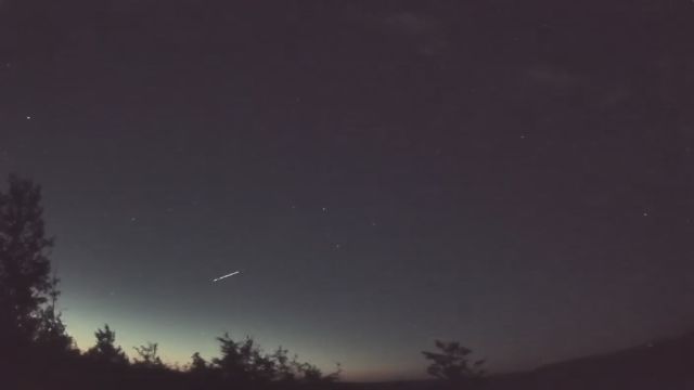 AMS52 meteor