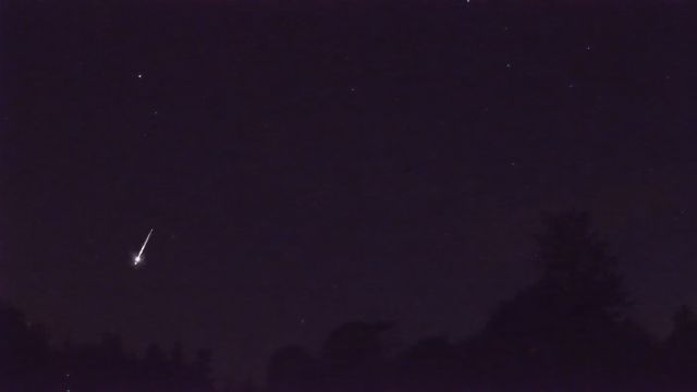 AMS52 meteor