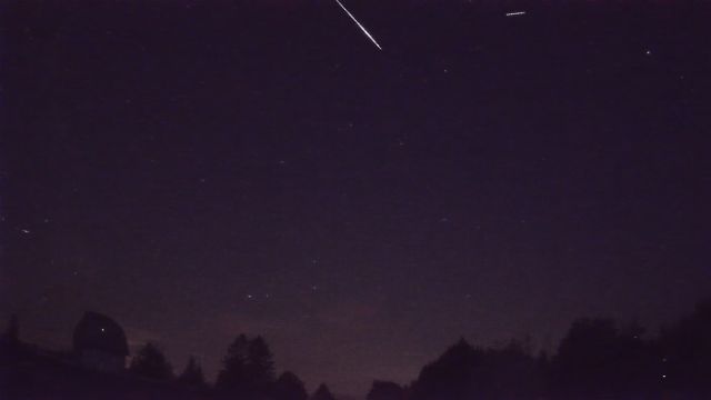 AMS52 meteor