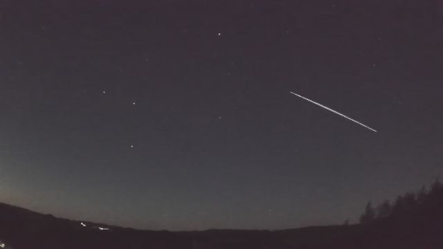 AMS52 meteor