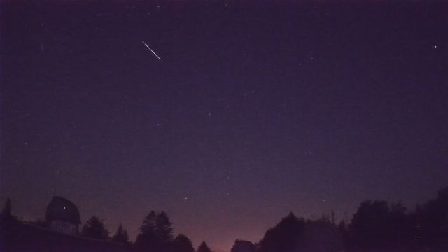AMS52 meteor
