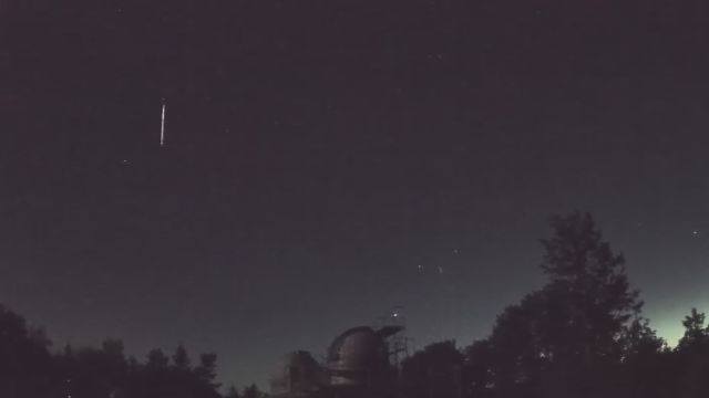 AMS52 meteor