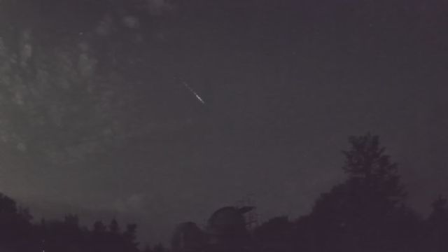 AMS52 meteor