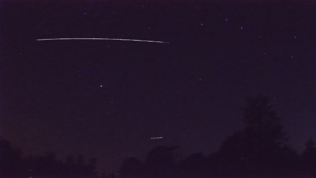 AMS52 meteor