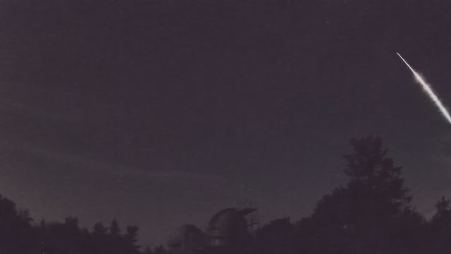 AMS52 meteor