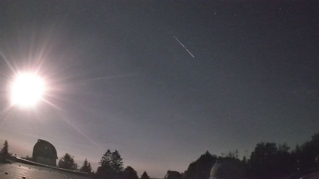AMS52 meteor