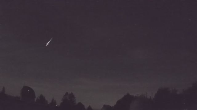 AMS52 meteor