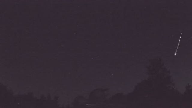 AMS52 meteor