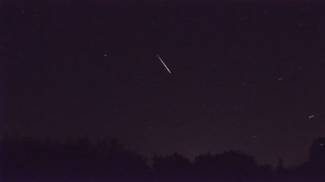 AMS52 meteor