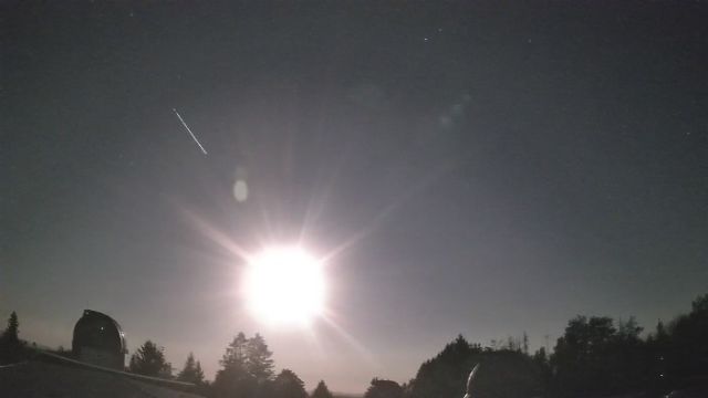 AMS52 meteor