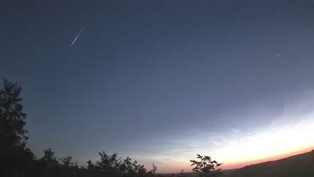 AMS52 meteor