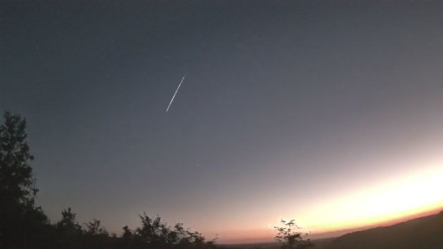 AMS52 meteor