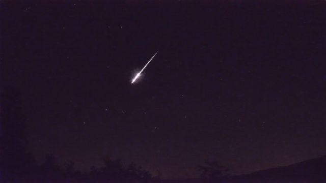 AMS52 meteor