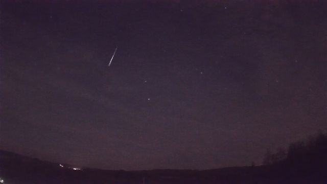AMS52 meteor