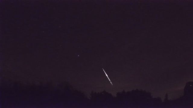 AMS52 meteor
