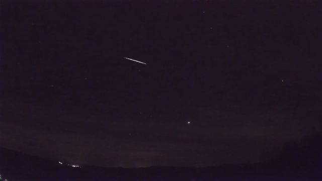 AMS52 meteor
