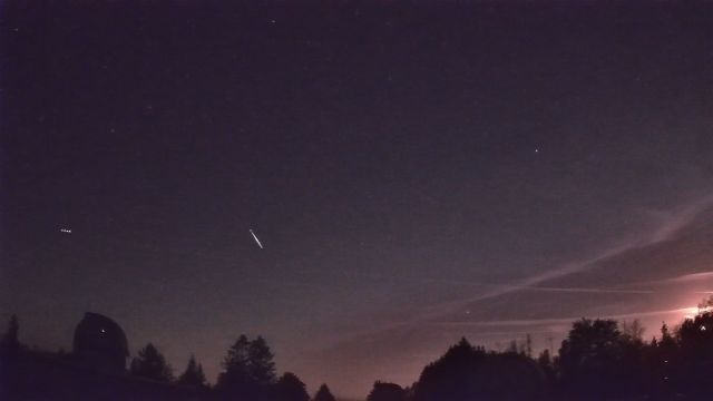 AMS52 meteor