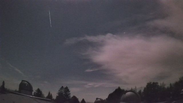 AMS52 meteor