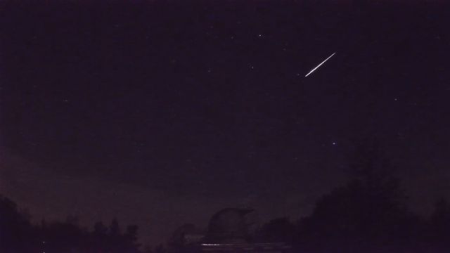 AMS52 meteor