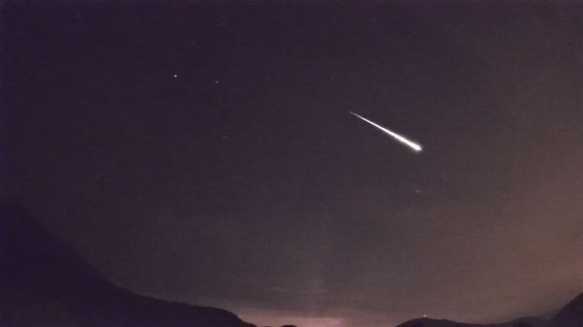 AMS73 meteor