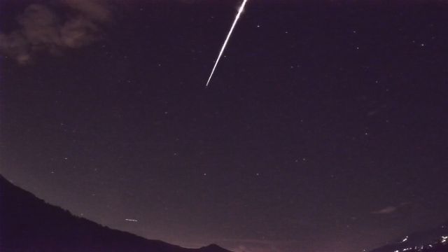 AMS73 meteor