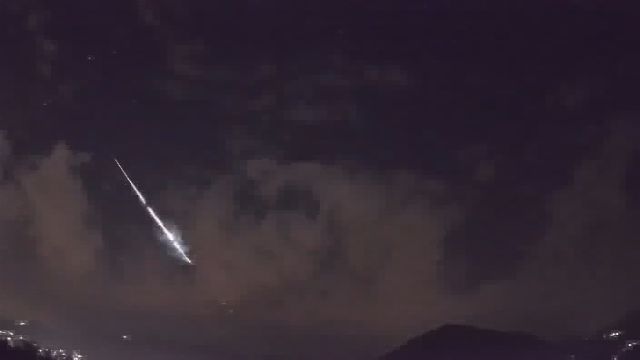 AMS73 meteor
