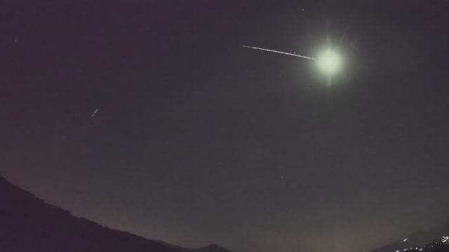 AMS73 meteor