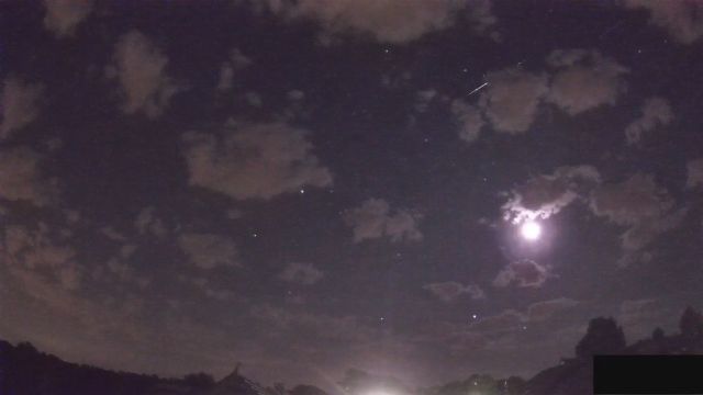 AMS76 meteor