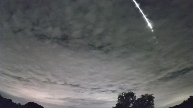 AMS76 meteor