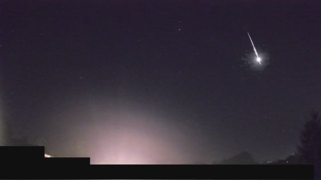 AMS76 meteor
