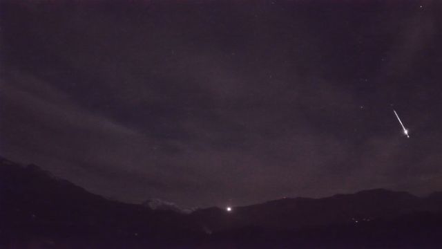 AMS77 meteor