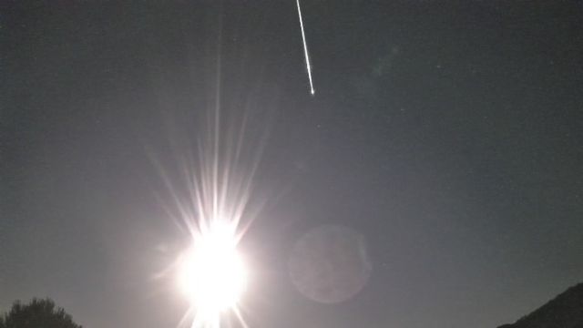 AMS81 meteor