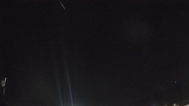 AMS82 meteor