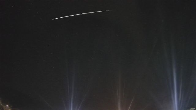 AMS82 meteor