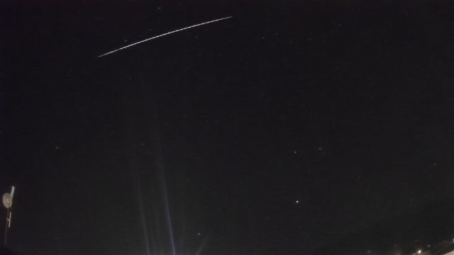 AMS82 meteor
