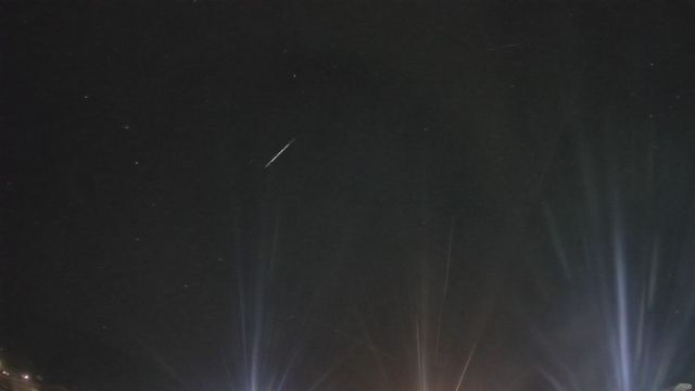 AMS82 meteor