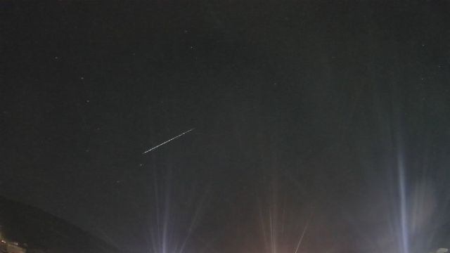 AMS82 meteor