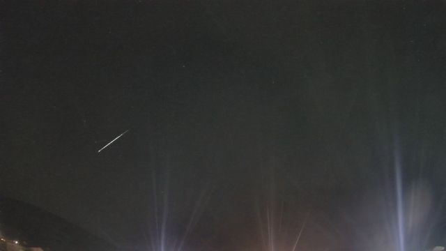 AMS82 meteor