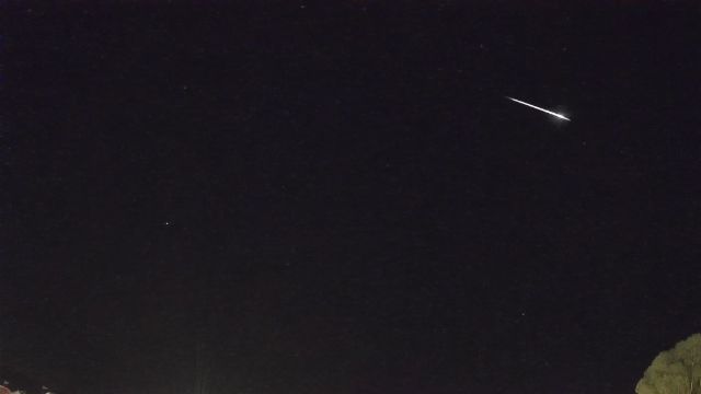 AMS82 meteor