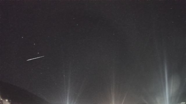 AMS82 meteor