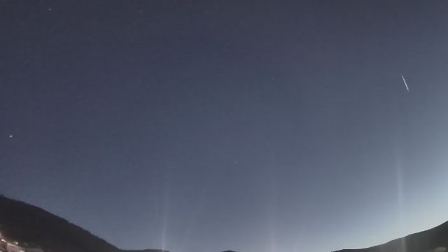 AMS82 meteor
