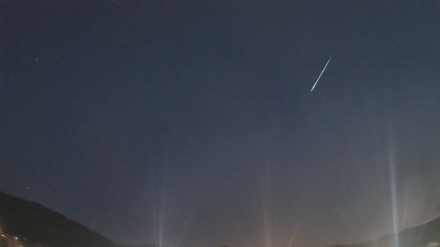 AMS82 meteor